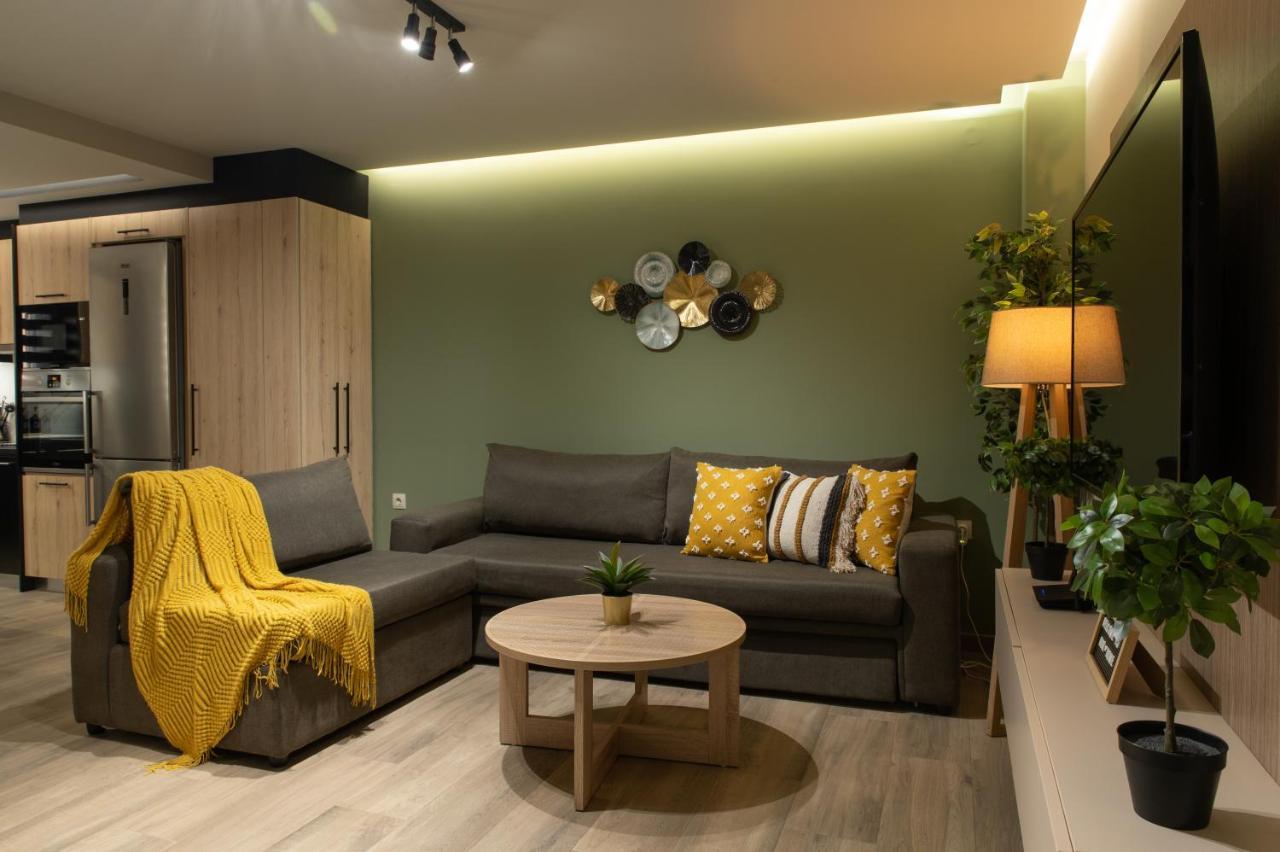 Stylishly Decorated House - Free Private Parking! Apartment Heraklion  Exterior photo