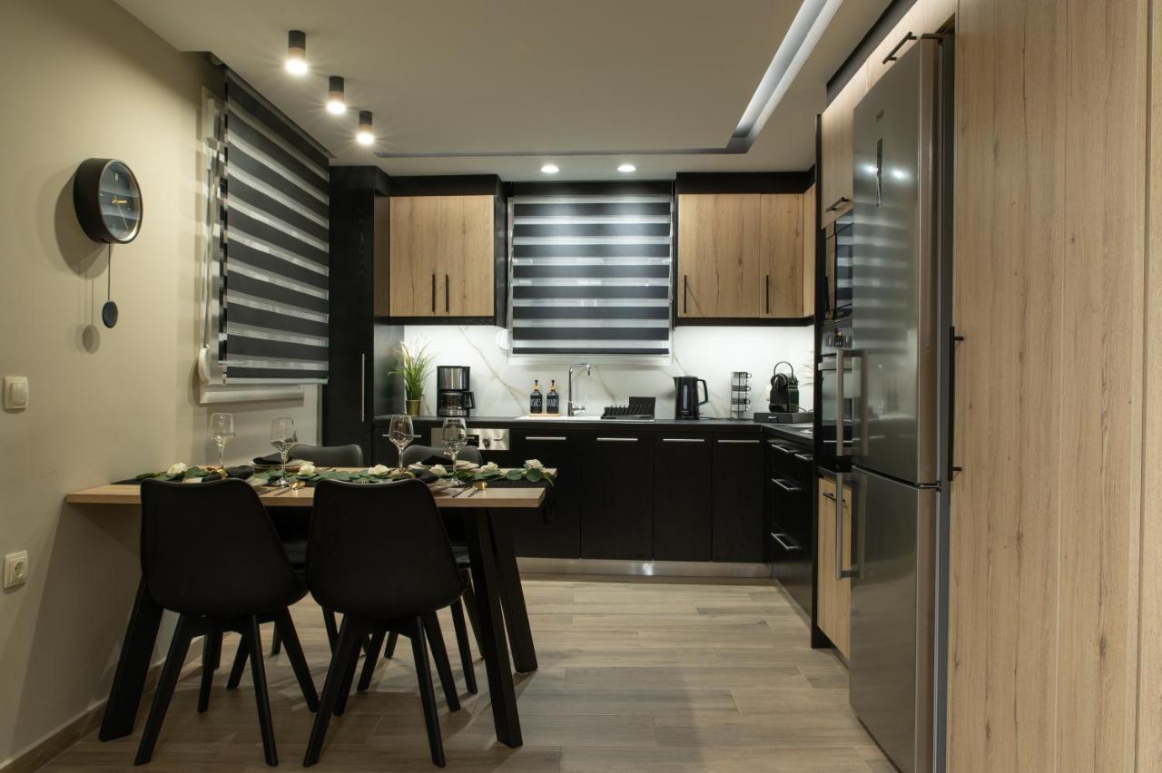 Stylishly Decorated House - Free Private Parking! Apartment Heraklion  Exterior photo