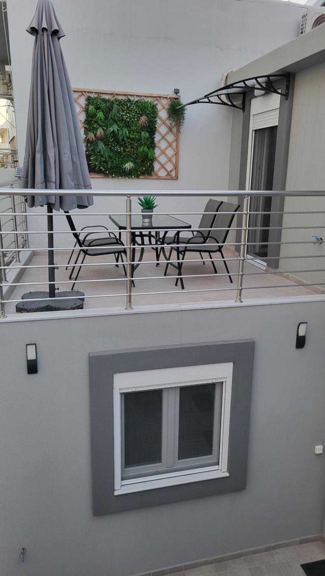 Stylishly Decorated House - Free Private Parking! Apartment Heraklion  Exterior photo
